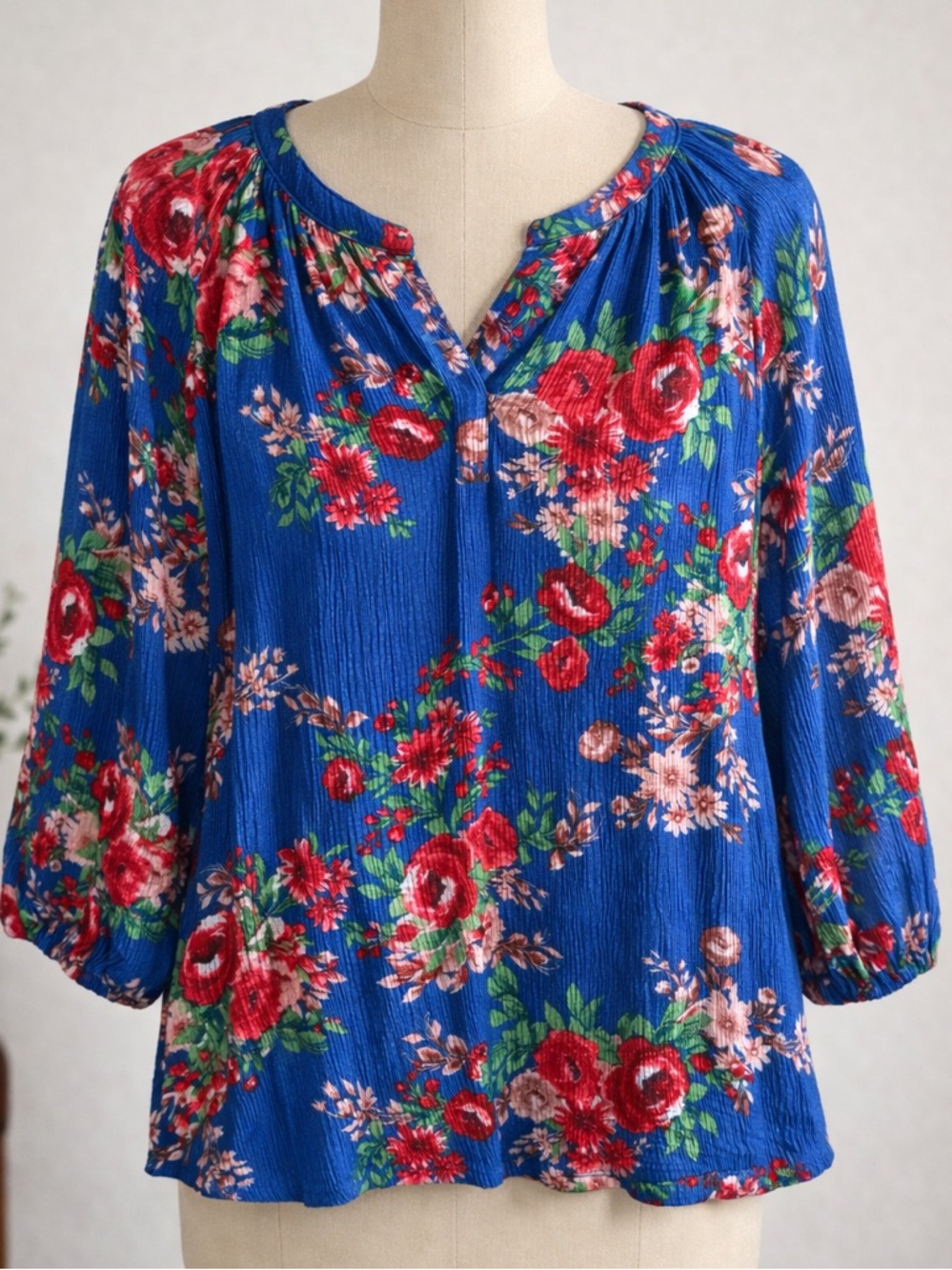 The Pioneer Woman Blue Floral Peasant Blouse